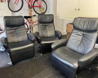 3 modi Norway reclining swivel chairs