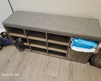 shoe bench