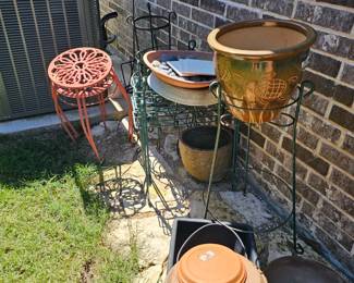 pots and plantstands