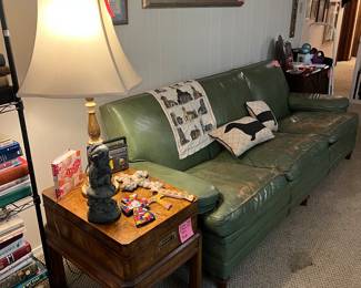 Leather couch. Has wear but it’s a really nice vintage piece
