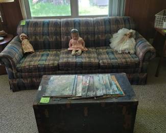 Vintage Trunk, Vintage Hide-a-Bed