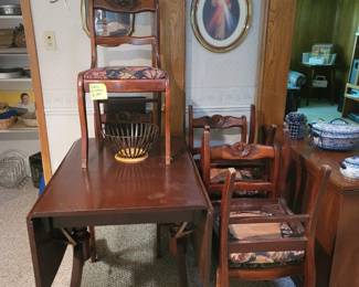Vintage Drop-Leaf Dining Table w/ 6 Chairs