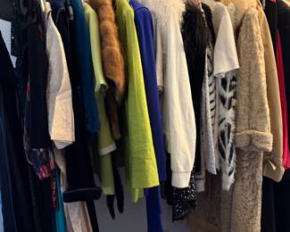 Vintage Women’s Clothing
