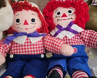 Raggedy Andys