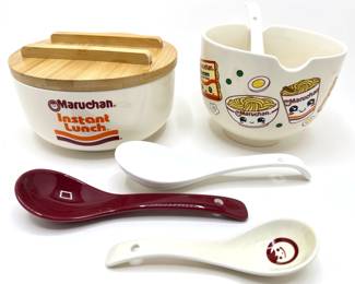 2 Maruchan Japanese Ramen Bowls & 4 Spoons
Lot #: 148