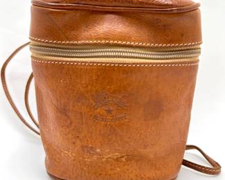 Il Bisonte Cross Body Bag Patina
Lot #: 88