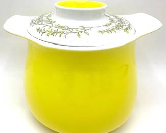 Vintage Poole Pottery England Casserole Dish Bean Pot With Lid
Lot #: 52