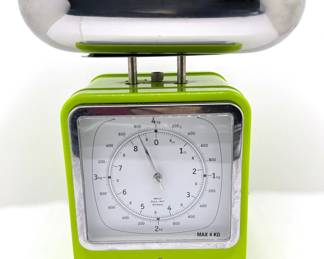 Wesco Scale & Clock, Germany Uses One AAA Battery, Appears Unused
Lot #: 131