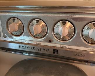 Frigidaire stove