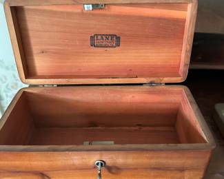 Lane jewelry box