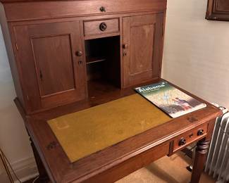 Planter's bookkeeper’s desk