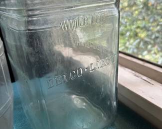 Battery jar