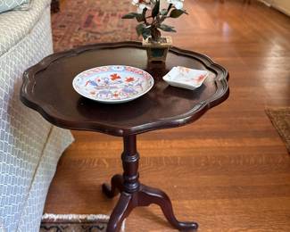 Pie-shape occasional table