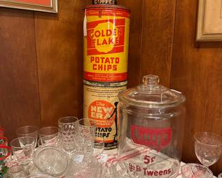 Vintage chip tins and glassware 