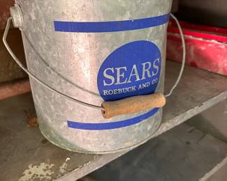 Minnow bucket