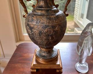 Bronze lamp