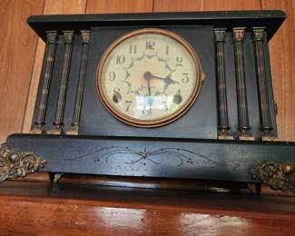 Antique Sessions Mantle Clock