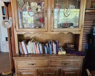 Vintage Oak Hutch.
