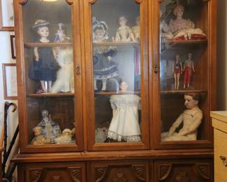 China Cabinet Hutch.