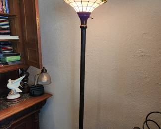 Tiffany Style Floor Lamp.