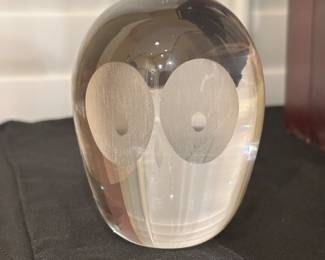 Vintage Royal Krona Sweden Hand Blown Glass Owl Paperweight, 4.75" H