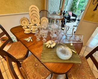 Stunning TenPenny (Locally Made) Dining Table with Four Chairs and Great Kitchenware.