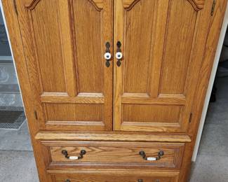 Dresser Cabinet 
