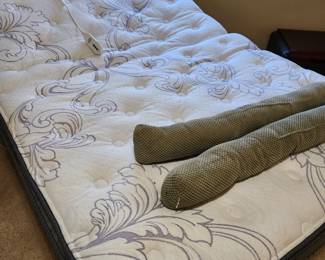 Serta King Bed with Moving Parts! 