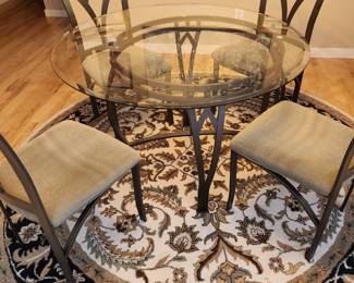 Contemporary Glass/Metal Round Table and 4 Matching Chairs. Round Commercial Carpet. 