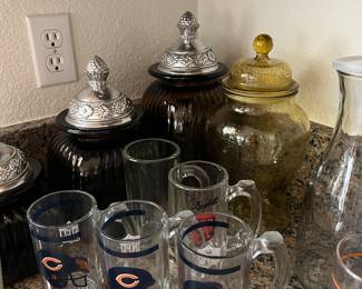 CANNISTER SET, COLLECTIBLE GLASSES