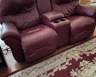 DOUBLE RECLINER, AREA RUG