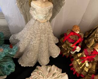 HOLIDAY DECOR