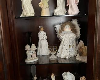 COLLECTIBLE FIGURINES
