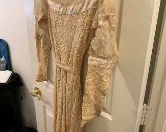 LATE 1800'S DRESS