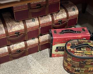 DECORATIVE STORAGE CONTAINERS