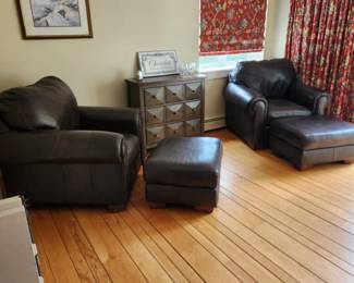 #118 Pair of Brown Leather Club Chairs w/ Ottomans 42x38x38 29x30x19