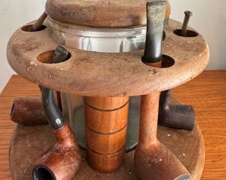 Pipes & Pipe Stand