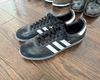 Assorted mens and womens shoes (women's size 7.5, men's size 9.5)