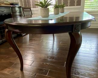 Bernhardt dining table and 6 chairs