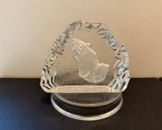 Viking Art Glass 1985 Clear Glass Praying Hands Iceberg 7" Paperweight #7955 With Votive Holder