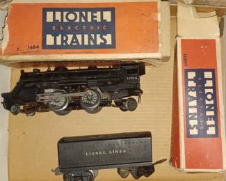 Pre-war lionel train