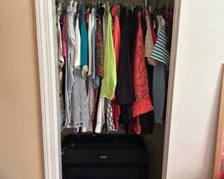 nice ladies clothing