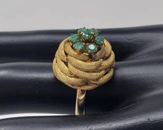 14k gold & emerald ring