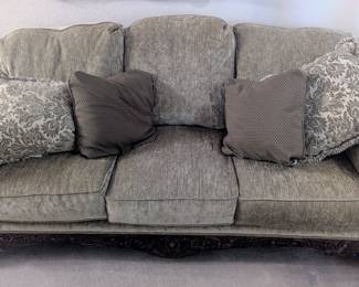 Broyhill sofa- beautiful detail, excellent condition