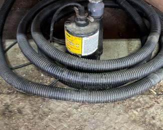 Working sump pump