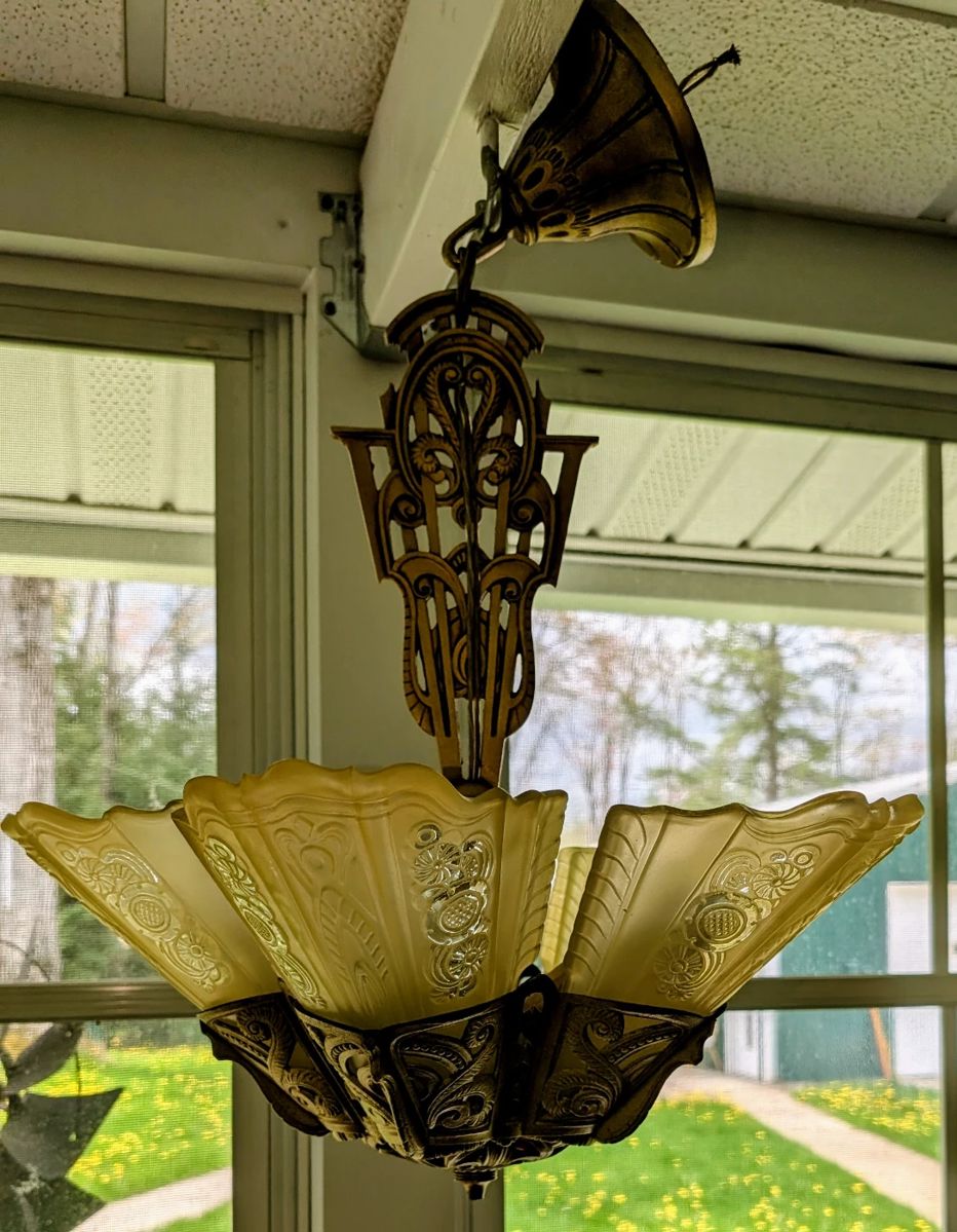 1930s Art Deco five light chandelier by Lightolier!