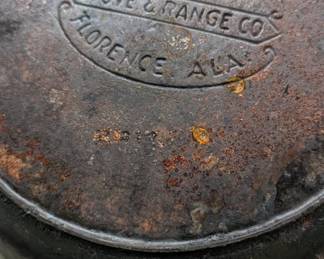 Martin stove & range co cast iron pan #8