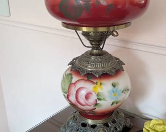 Gone with the wind lamp.