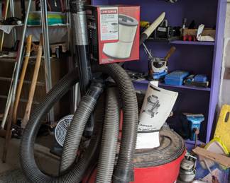 Wet & dry floor vac - garage