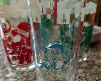 Vintage retro tumblers!